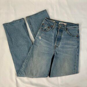 Levi’s Ribcage Straight Ripped Jeans - Size 23”